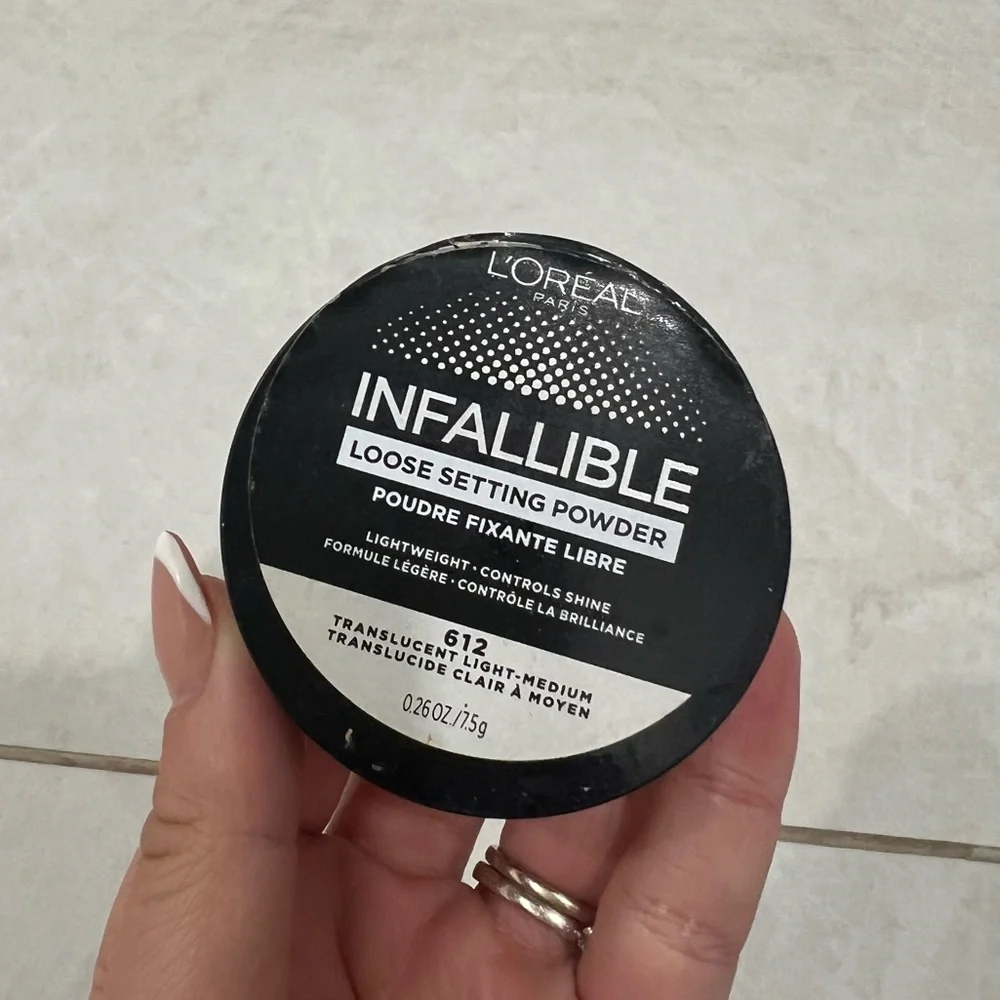 L'Oréal Infallible Loose Setting Powder Translucent Light-Medium 612